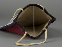 Yakama%20artist%2C%20%3Cb%3E%3Ci%3E%20K%26%238217%3Bpit-lima%20sapk%26%238217%3Bukt%20%28Beaded%20Bag%29%3C%2Fi%3E%3C%2Fb%3E%2C%201900%2F1920%2C%20K%26%238217%3Bpit-lima%20%28beadwork%29%20on%20Sk%26%238217%3Bimski%26%238217%3Bim%20%28thin%2C%20tanned%20hide%29%2C%20cloth%2C%20The%20Elizabeth%20Cole%20Butler%20Collection%2C%20no%20known%20copyright%20restrictions%2C%202012.92.86